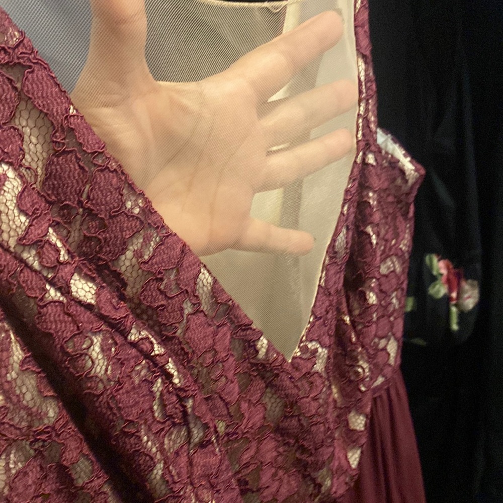 Bridesmaids/Prom Dress size 18/38D